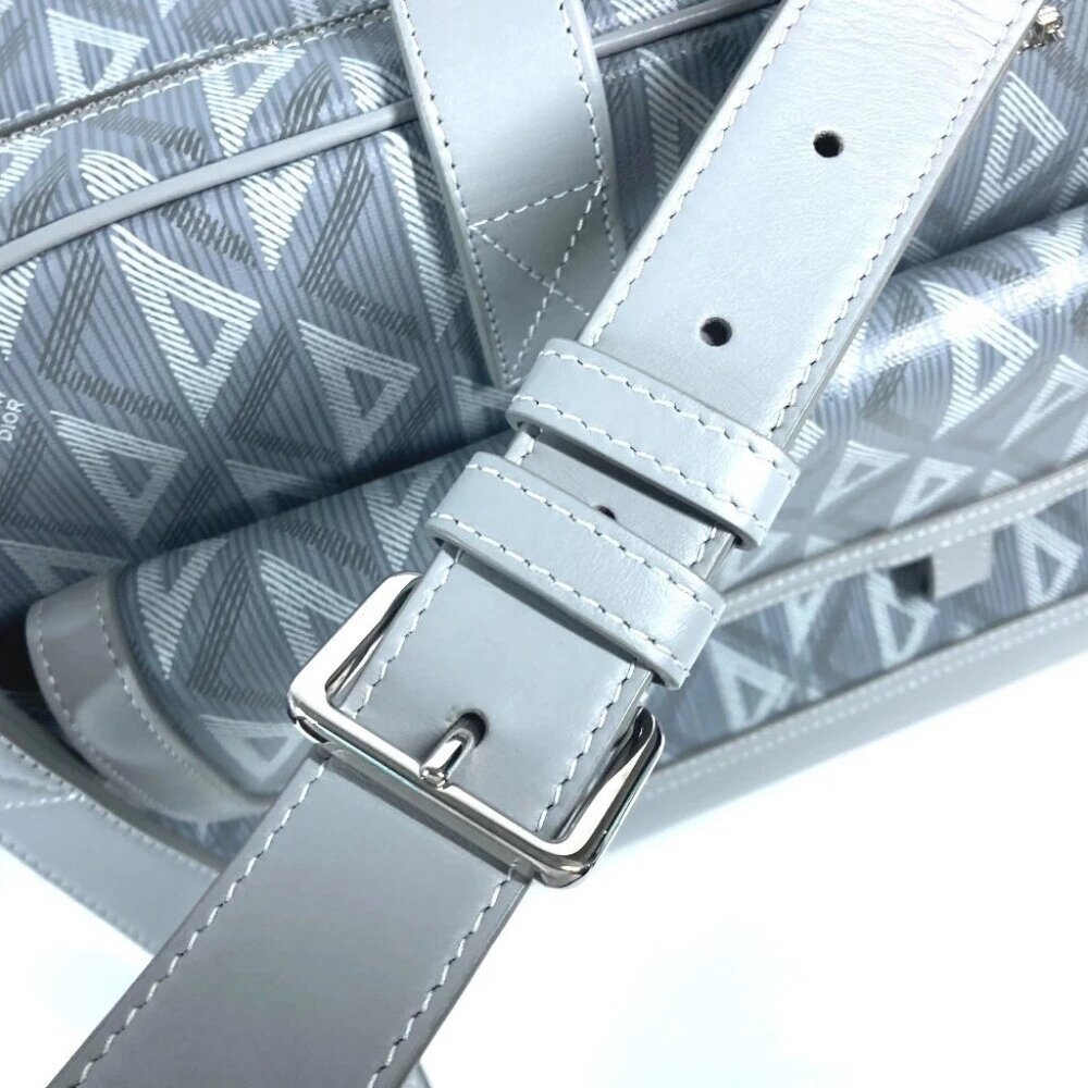 Dior 1ESDU035CDP_H42E CD Diamond Dior Hit the Road Pet Bag Dog Carrier Bag - Picture 7 of 16